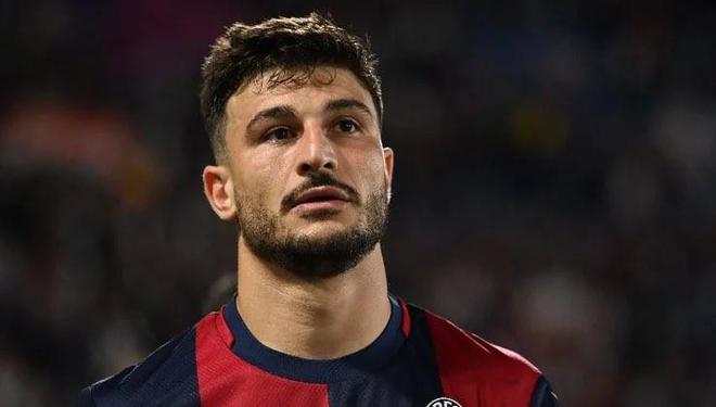 评论中还指 评论中还指