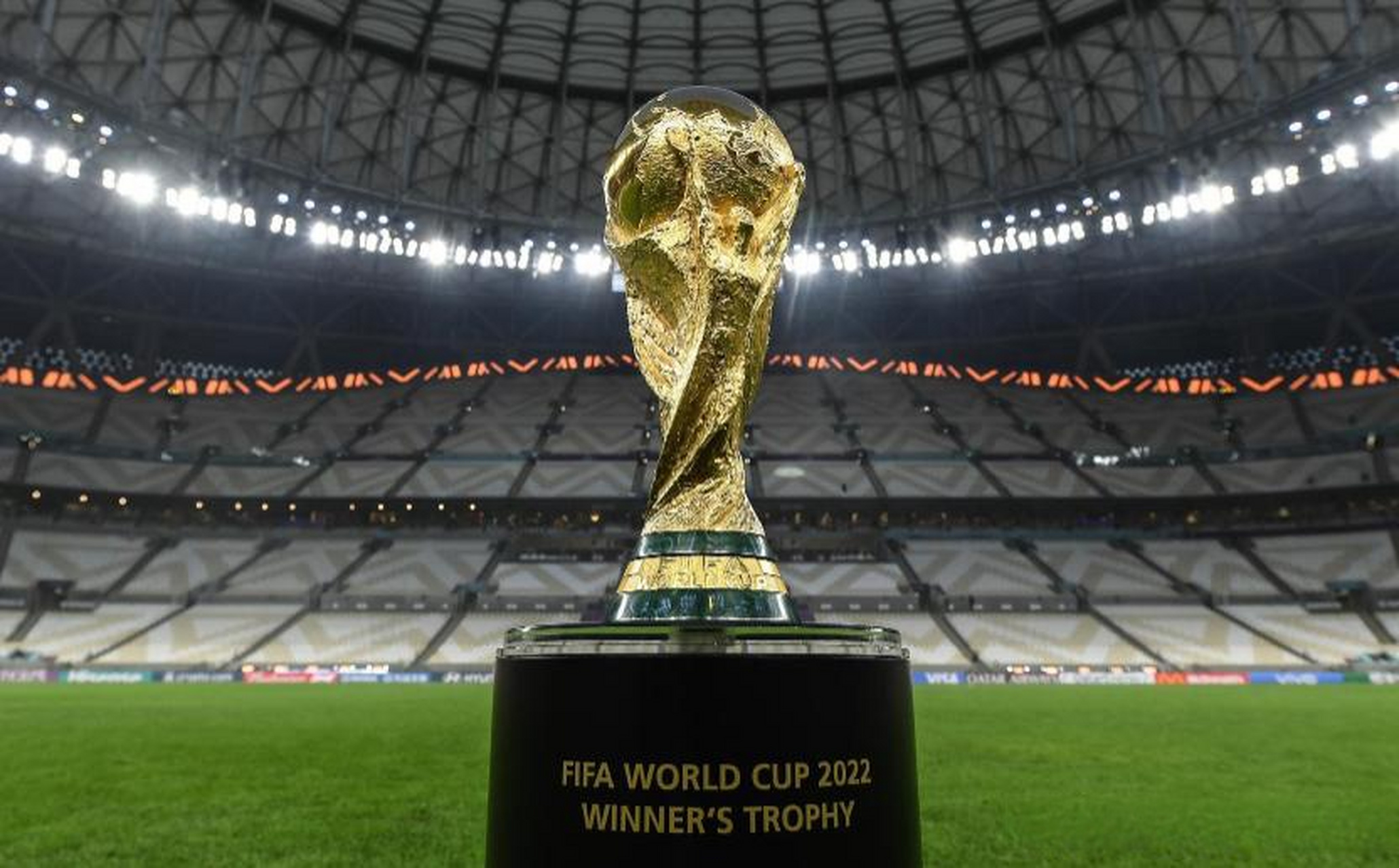 榜上遥遥领 榜上遥遥领