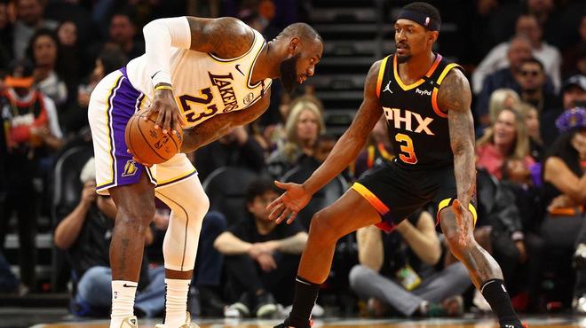 特别是在历 特别是在历