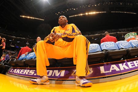 巴萨门将佩尼亚零封皇马 出战8场仅丢6球.