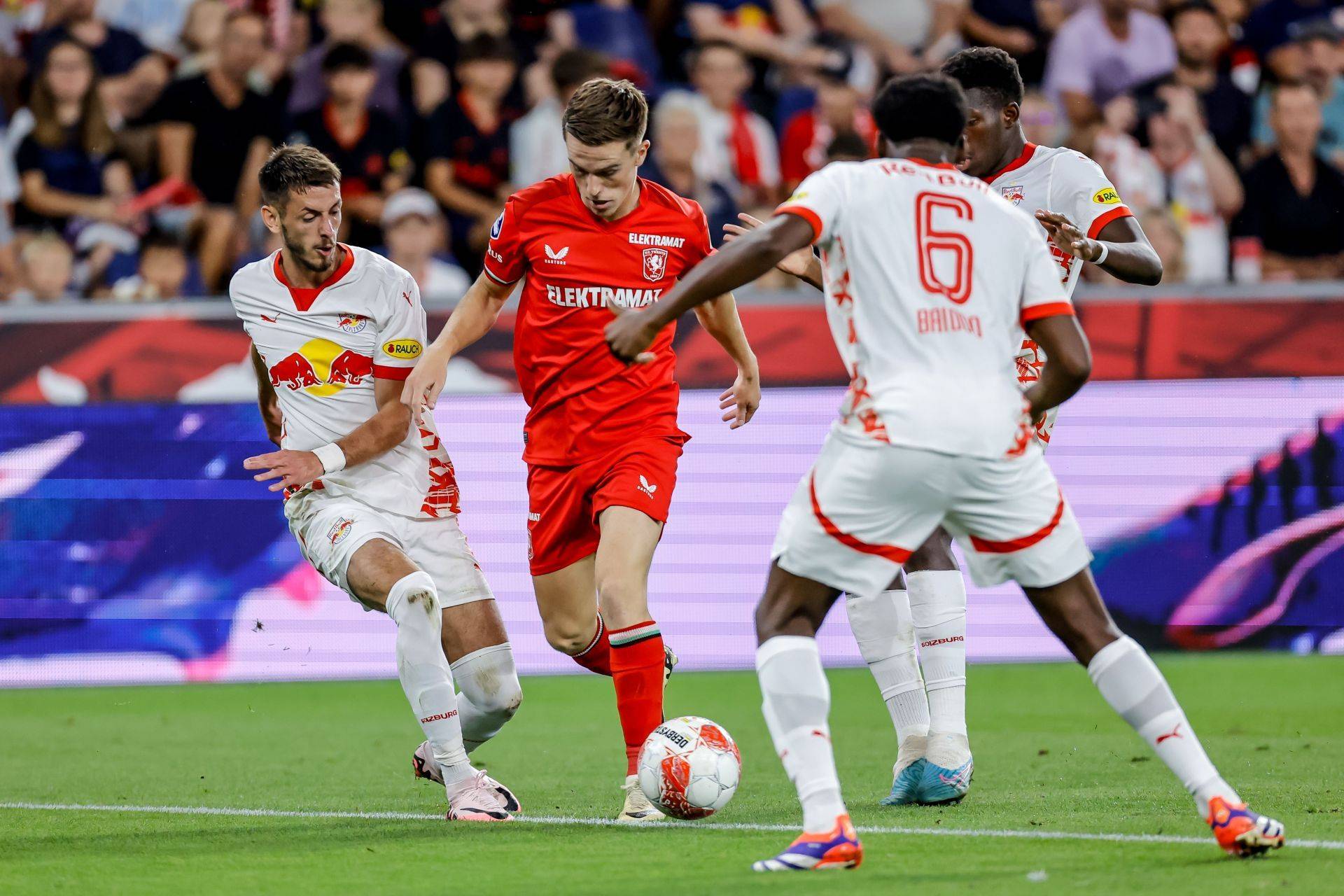 队将同时在 队将同时在