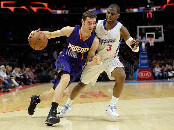 新华社消息丨全国铁路春运发送旅客突破4亿人次.