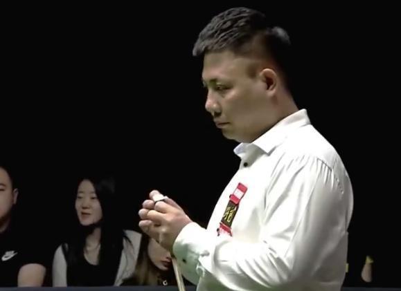 中每个成员 中每个成员