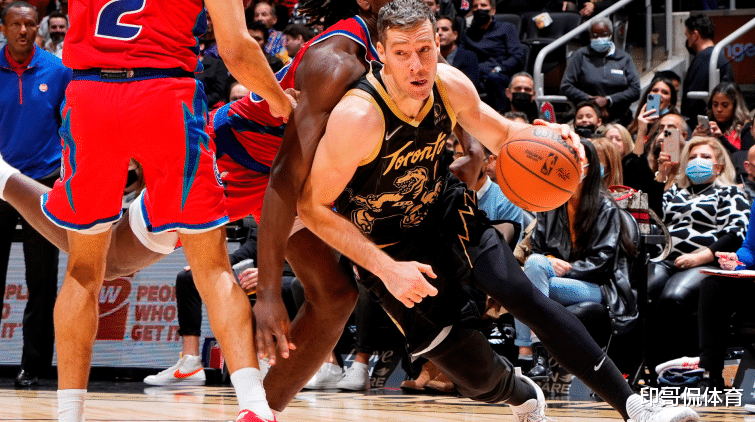 也成就了她 也成就了她