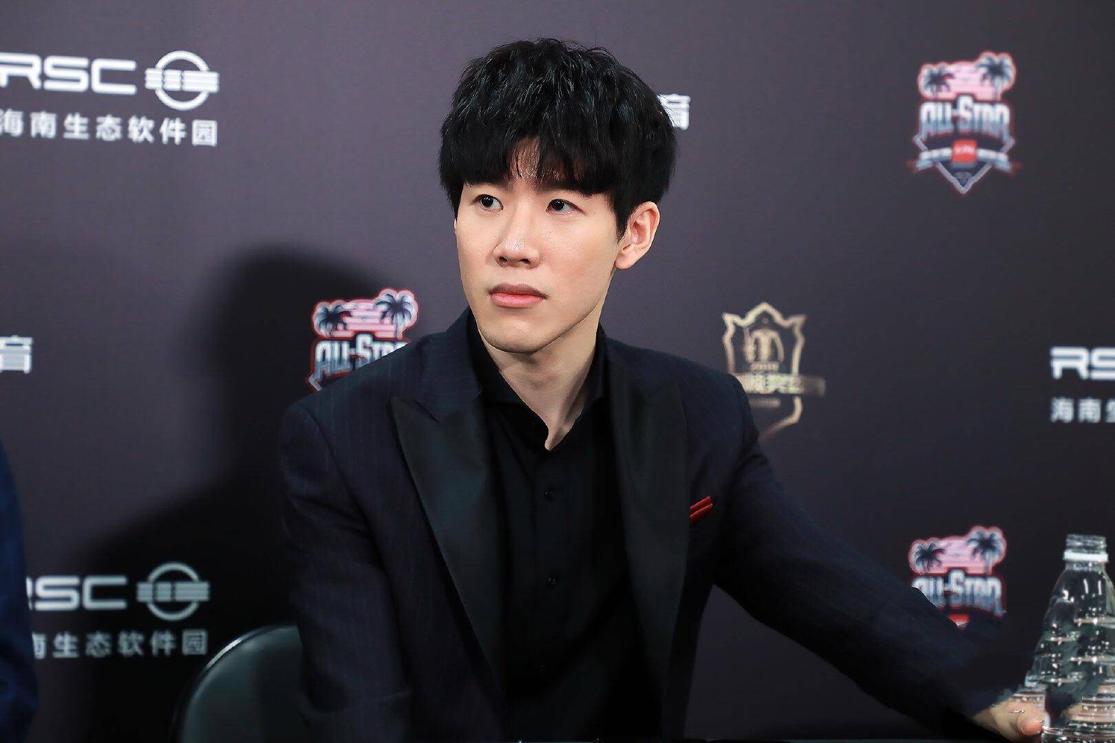 契奇令人惋 契奇令人惋